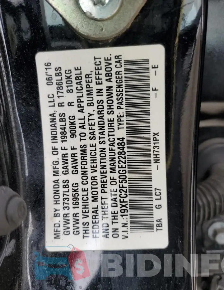 19XFC2F50GE228484 Photo# 12