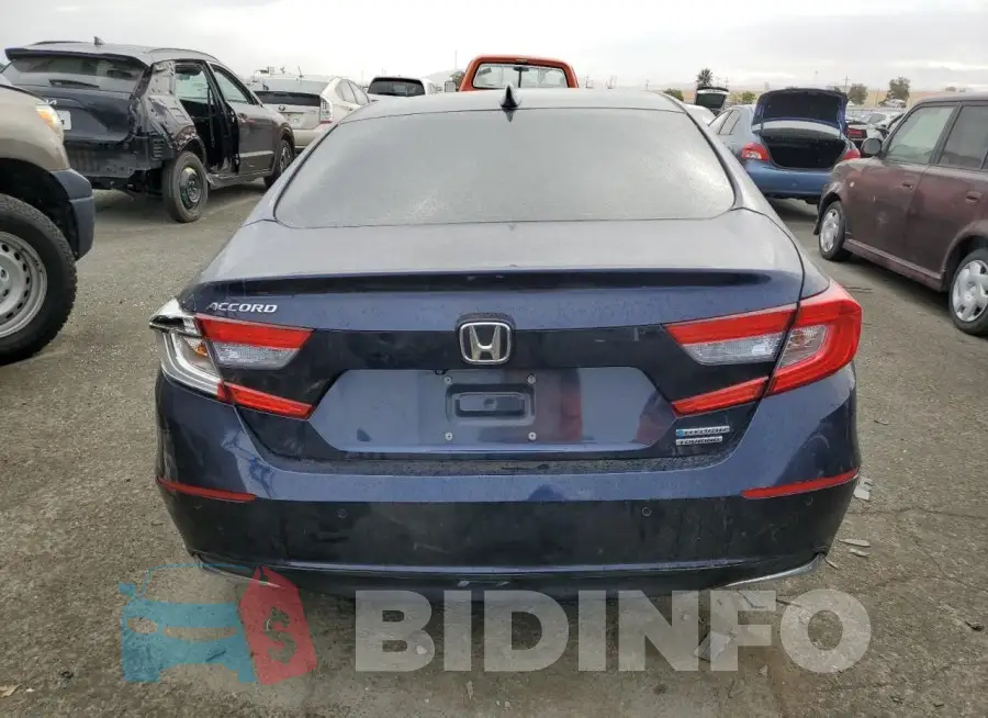 1HGCV3F90JA010501 Photo# 6