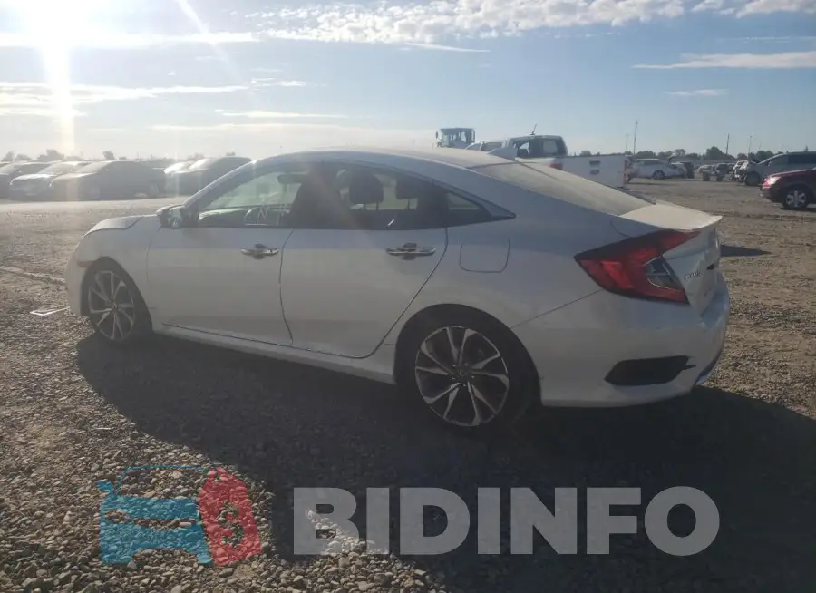 JHMFC1F96KX007153 Photo# 2