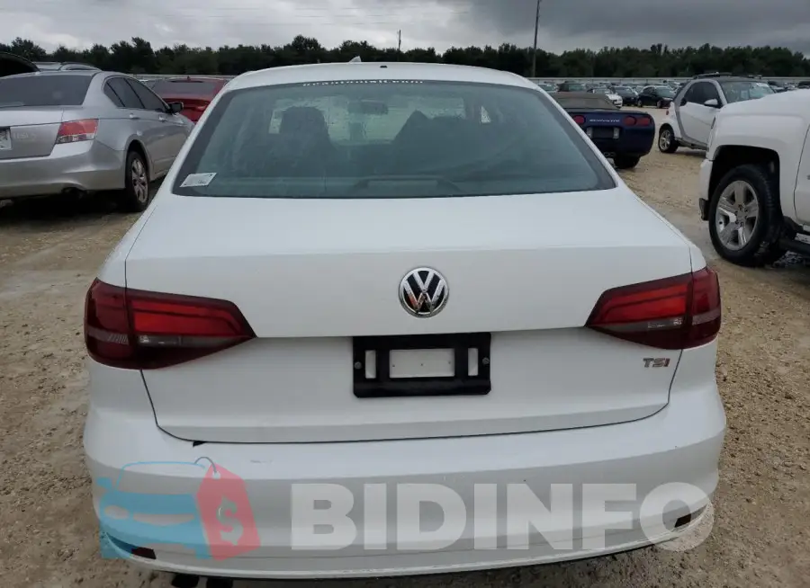 3VW2B7AJXHM353032 Photo# 6