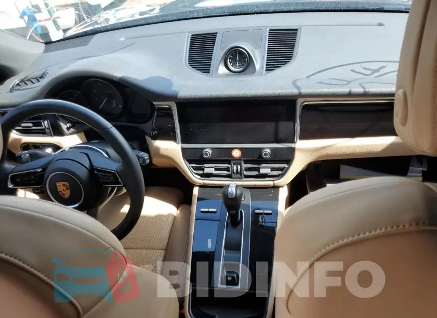 WP1AA2A56PLB13501 Photo# 8