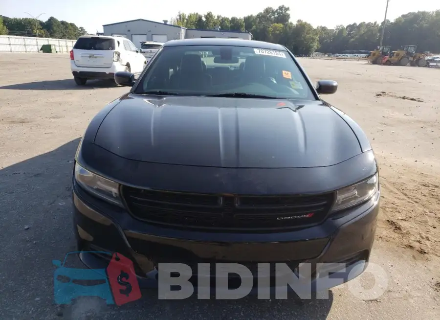 2C3CDXBG1KH657087 Photo# 5
