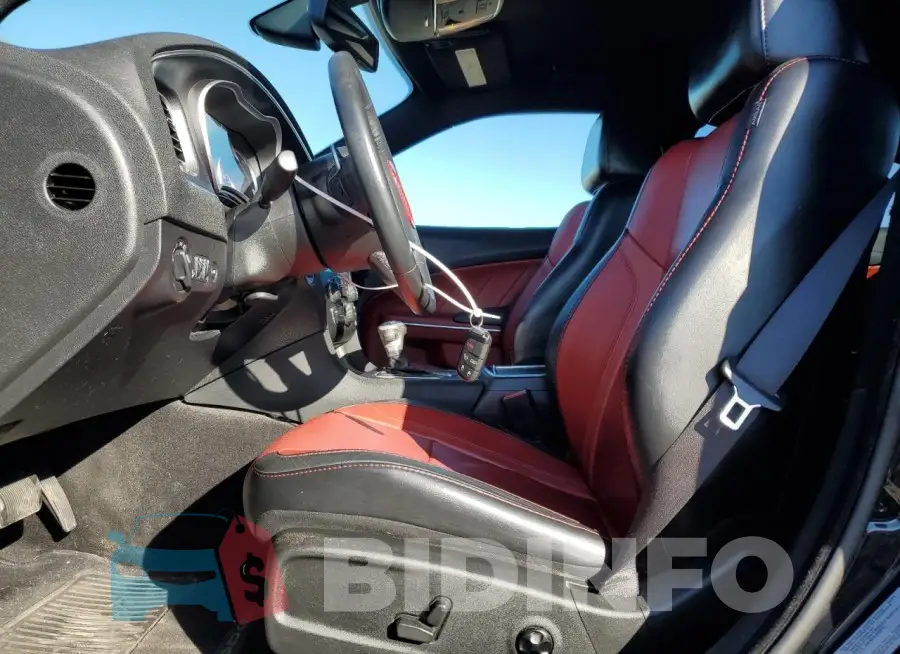 2C3CDXHG1FH815781 Photo# 7