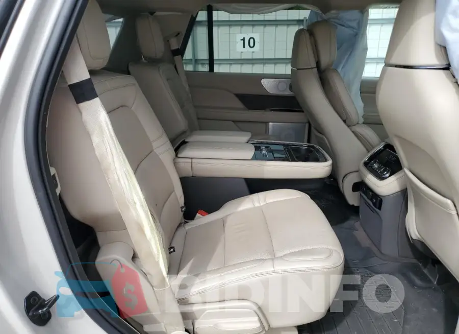 5LMJJ2LT6KEL10526 Photo# 11
