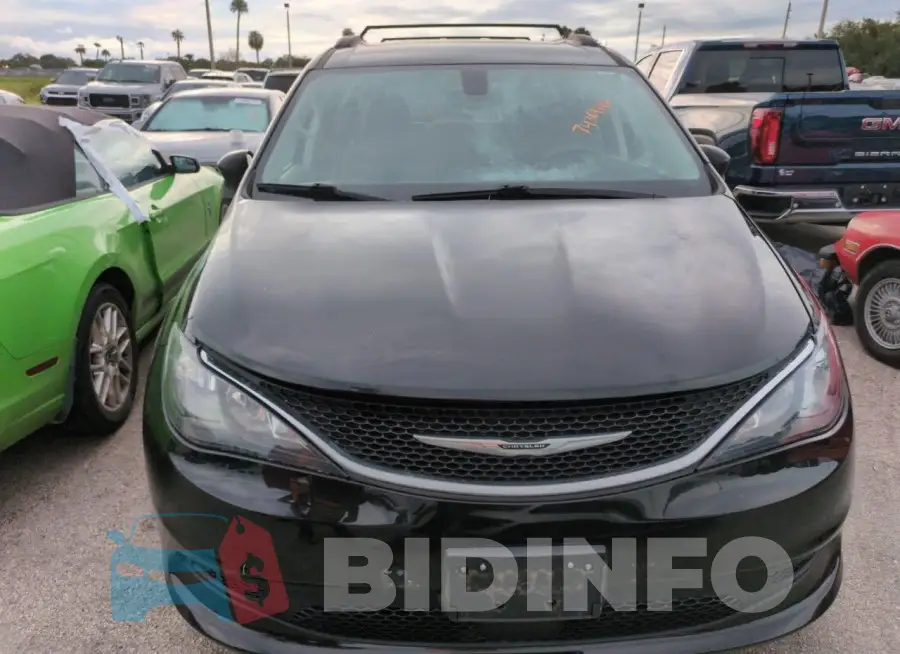 2C4RC1DG8MR516131 Photo# 5