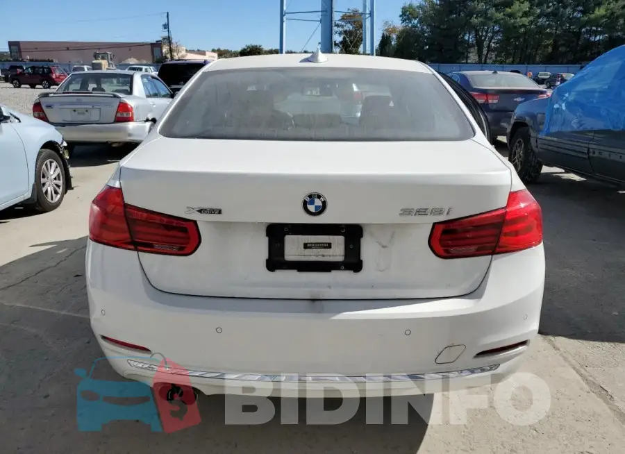 WBA8E3C59GK501719 Photo# 6
