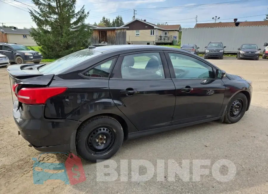 1FADP3F26GL317125 Photo# 3