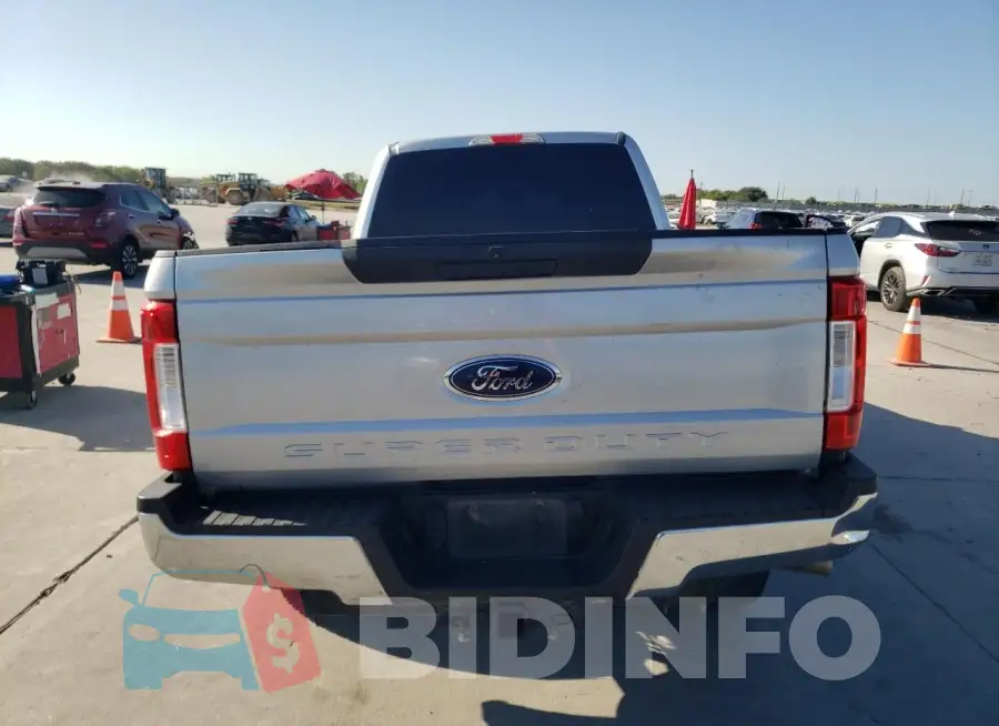1FT7W2BT1JEB22080 Photo# 6