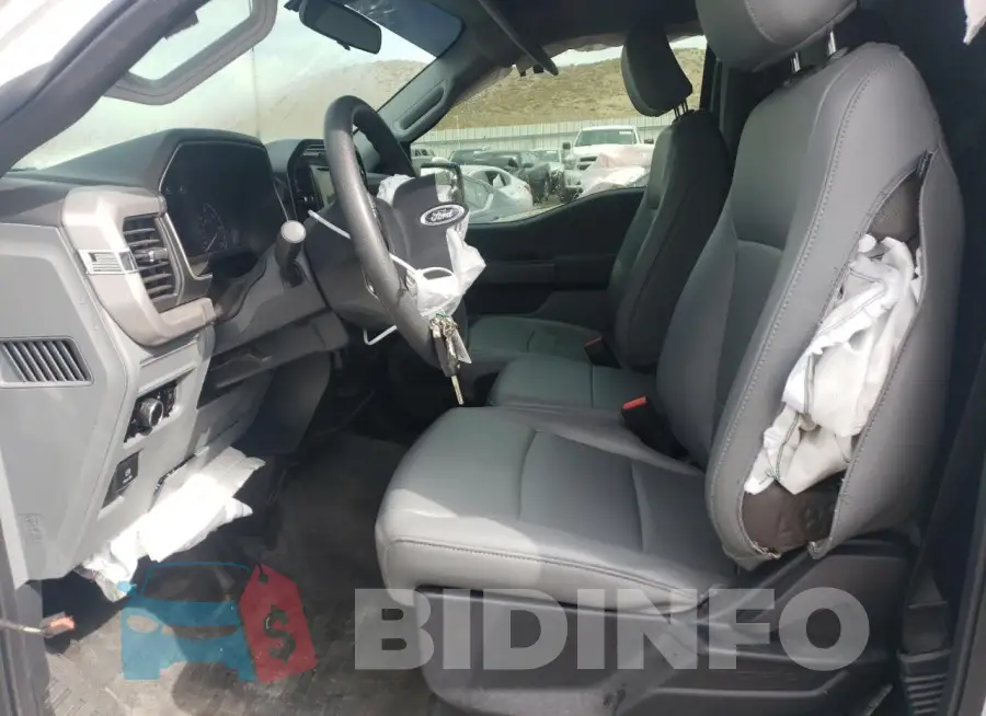 1FTMF1EB9PKE30026 Photo# 7