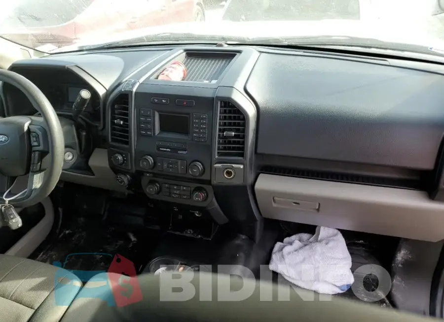1FTNF1EG1GKF41024 Photo# 8