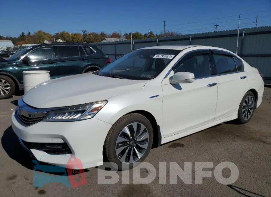 JHMCR6F76HC001558 Photo# 1