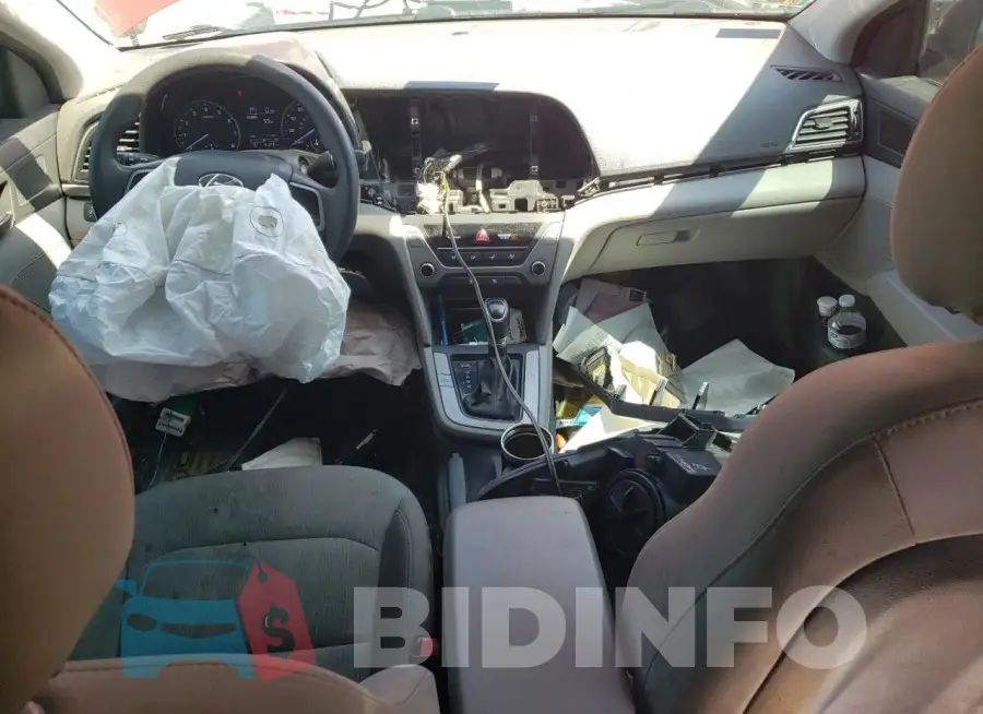 5NPD74LF4HH107104 Photo# 8