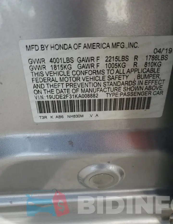 19UDE2F31KA008882 Photo# 13