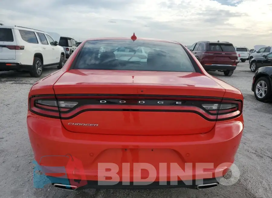 2C3CDXBG8PH704381 Photo# 6