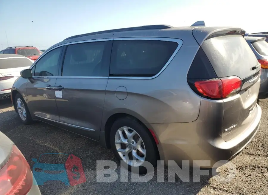 2C4RC1BG7HR609943 Photo# 2