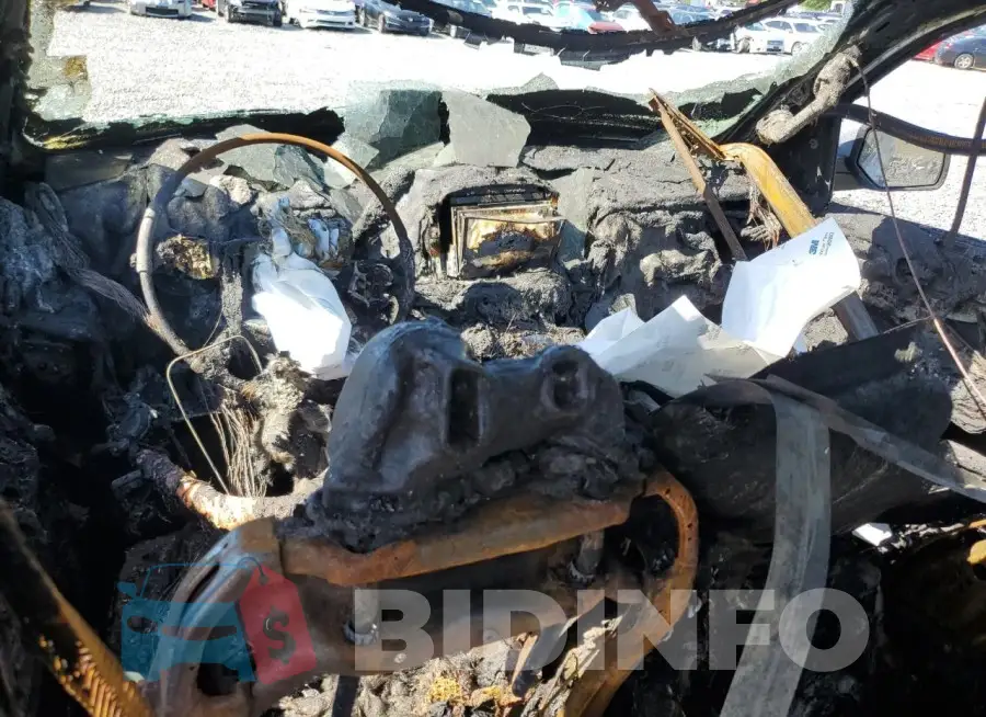 1GNSCJKC9HR265463 Photo# 8