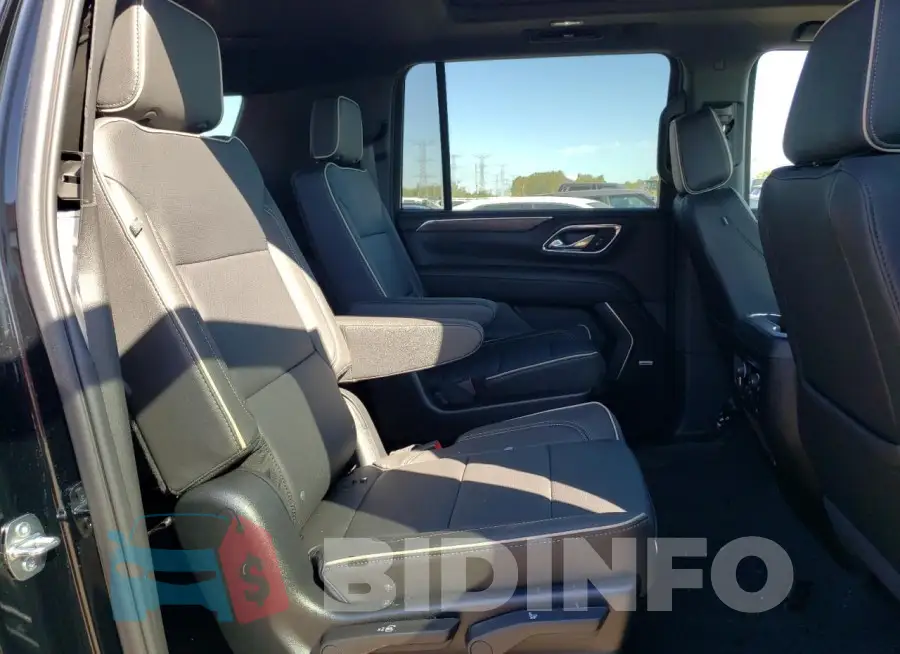1GNSKFKD3RR330205 Photo# 11