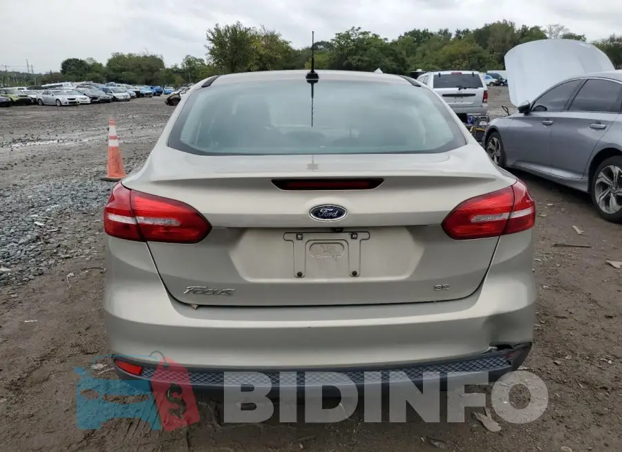 1FADP3F2XGL279365 Photo# 6