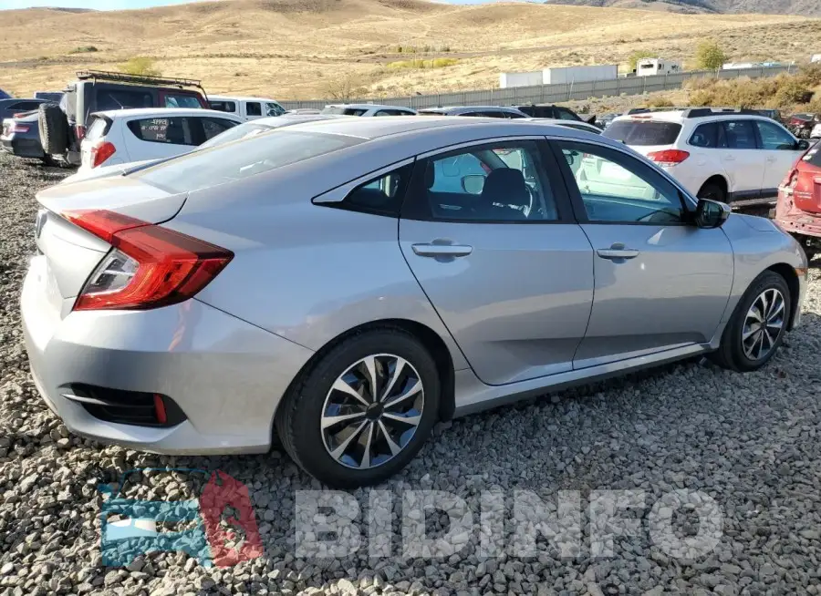 2HGFC2F55GH527832 Photo# 3