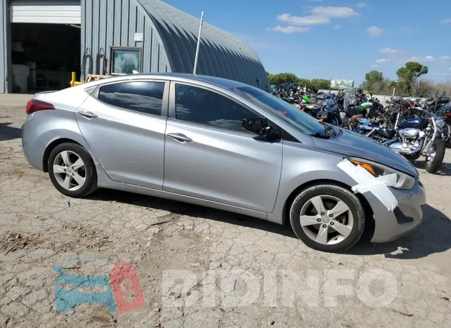 5NPDH4AE8FH582677 Photo# 4
