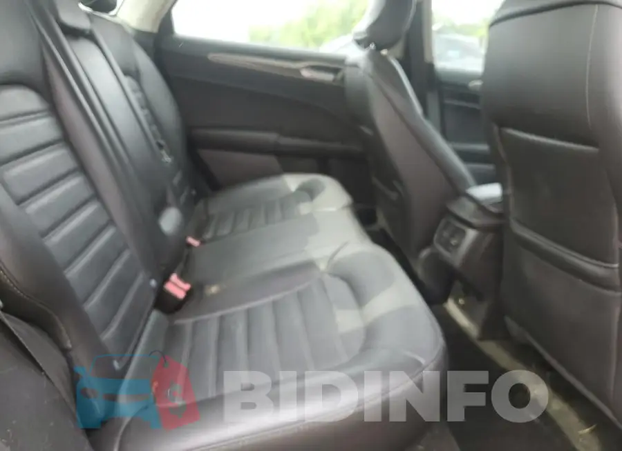 3FA6P0HDXGR331679 Photo# 10