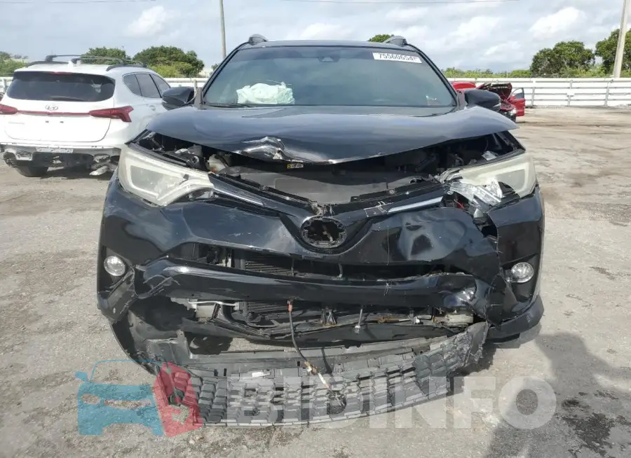 2T3JFREV1JW723879 Photo# 5
