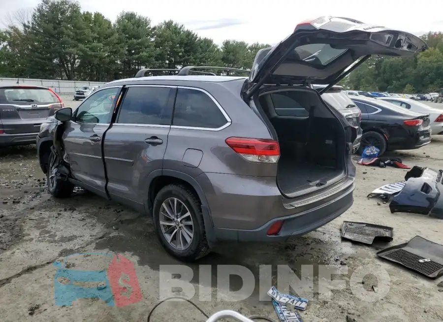 5TDJZRFH9KS566413 Photo# 2