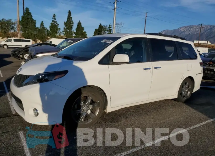 5TDXK3DC4FS683888 Photo# 1