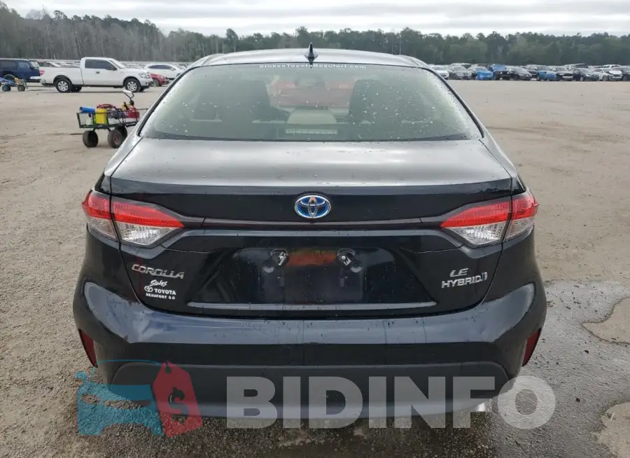 JTDBCMFE2R3037444 Photo# 6