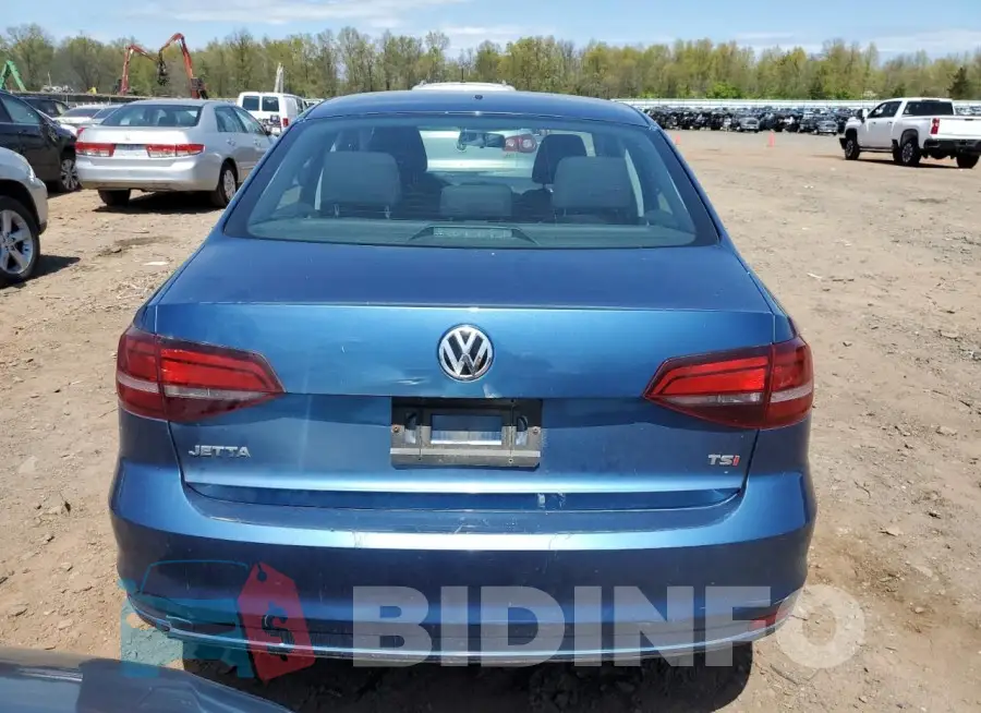 3VW2B7AJ0HM404005 Photo# 6