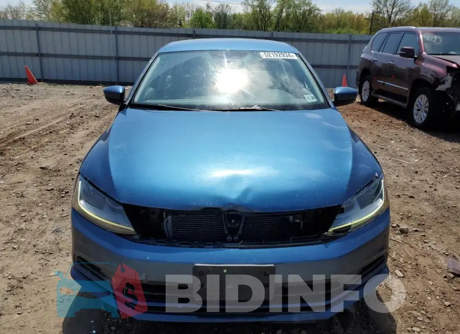 3VW2B7AJ0HM404005 Photo# 5