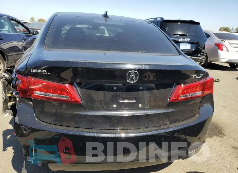 19UUB1F53JA008790 Photo# 6