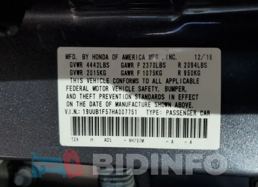 19UUB1F57HA007751 Photo# 12