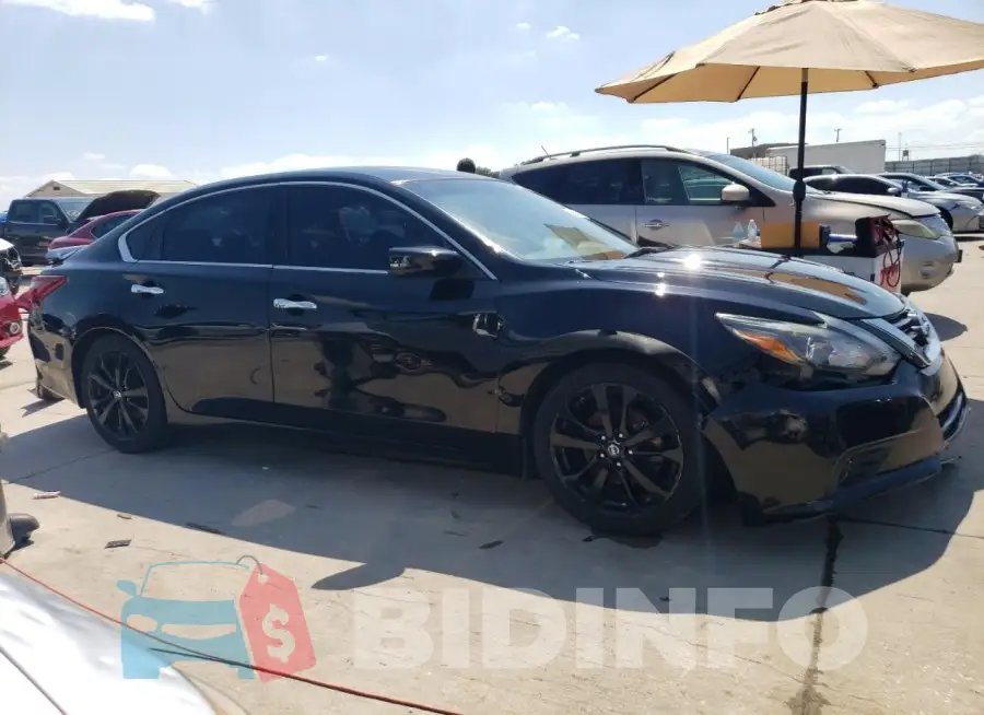 1N4AL3AP5HC174039 Photo# 4