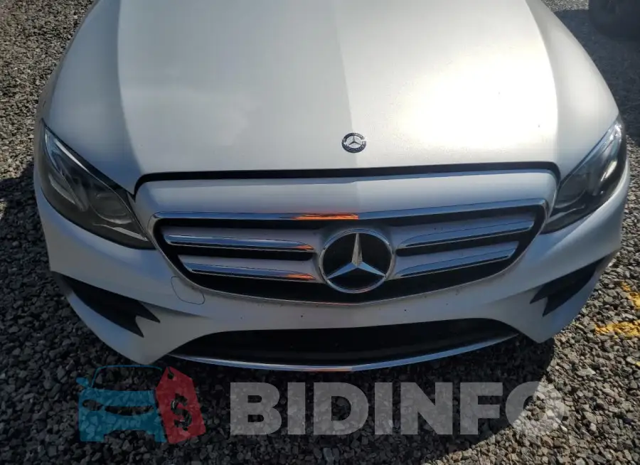WDDZF4JB8HA210564 Photo# 11