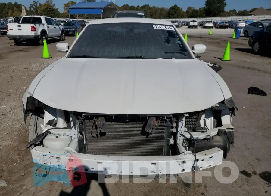 2C3CDXBG1KH658238 Photo# 5