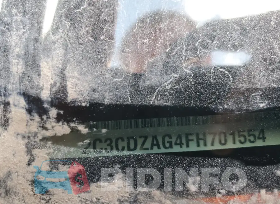 2C3CDZAG4FH701554 Photo# 12