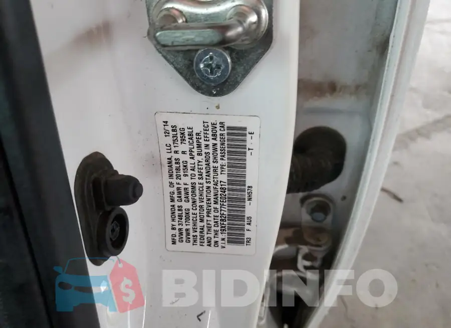 19XFB2F77FE024817 Photo# 12
