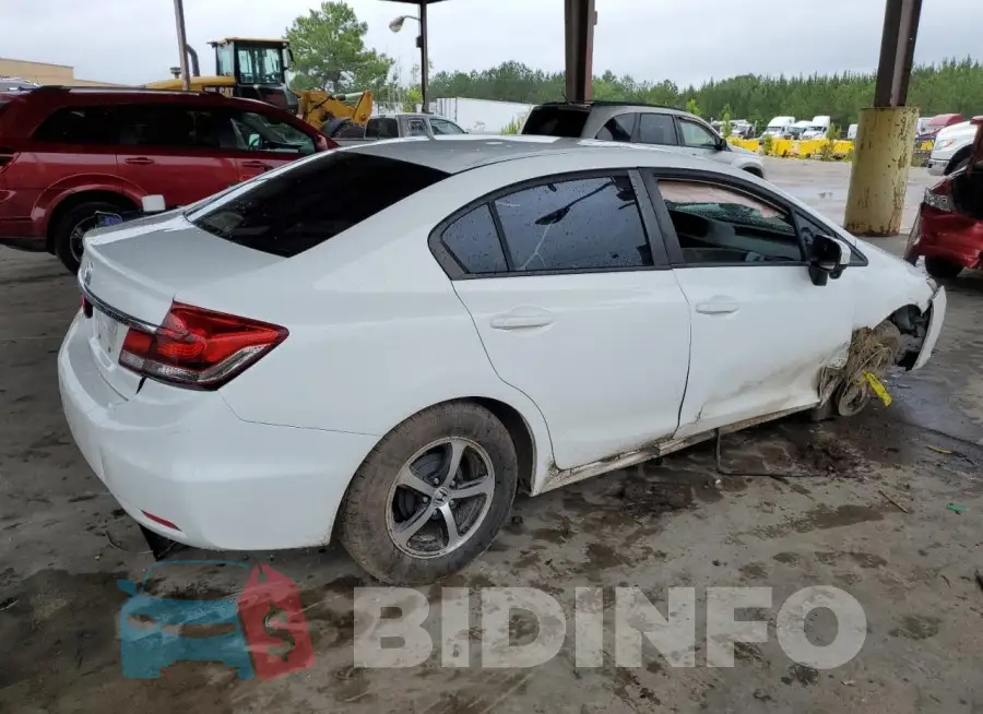 19XFB2F77FE024817 Photo# 3
