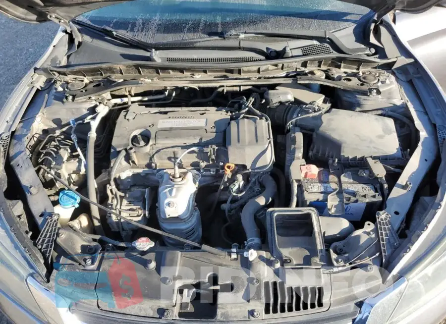 1HGCR2F52FA118251 Photo# 11