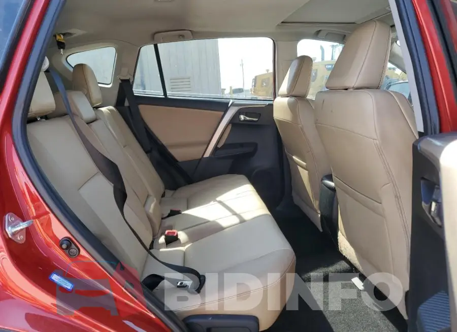 2T3YFREV6FW216997 Photo# 11