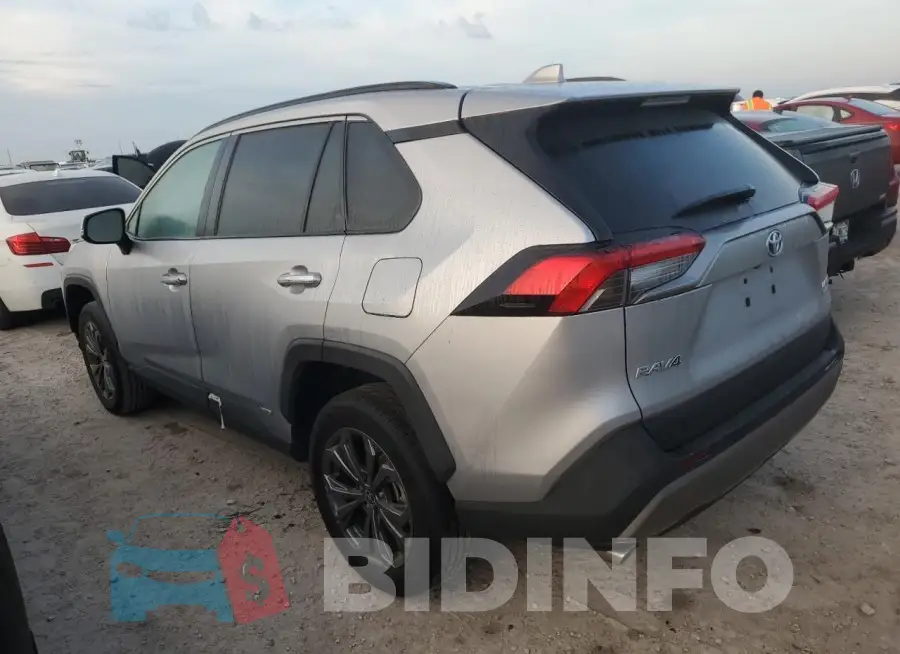 4T3D6RFV6PU118177 Photo# 2