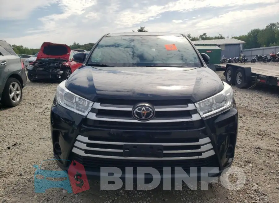 5TDBZRFH2JS824029 Photo# 5
