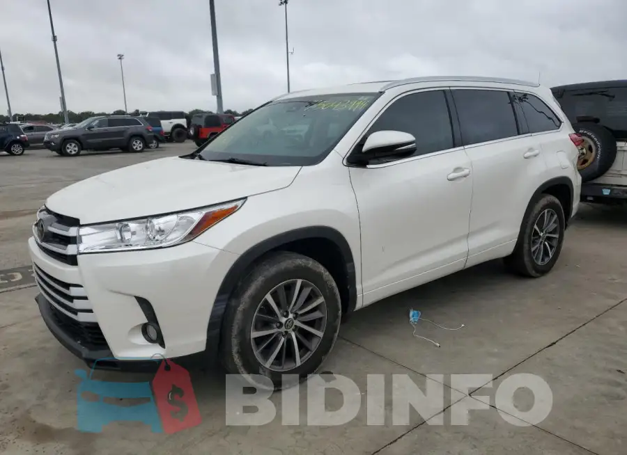 5TDKZRFHXJS549929 Photo# 1