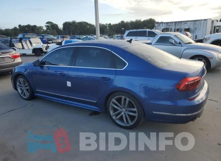 1VWDT7A38HC054776 Photo# 2
