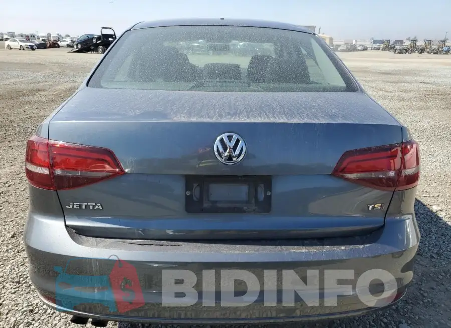 3VW2B7AJ2JM258308 Photo# 6