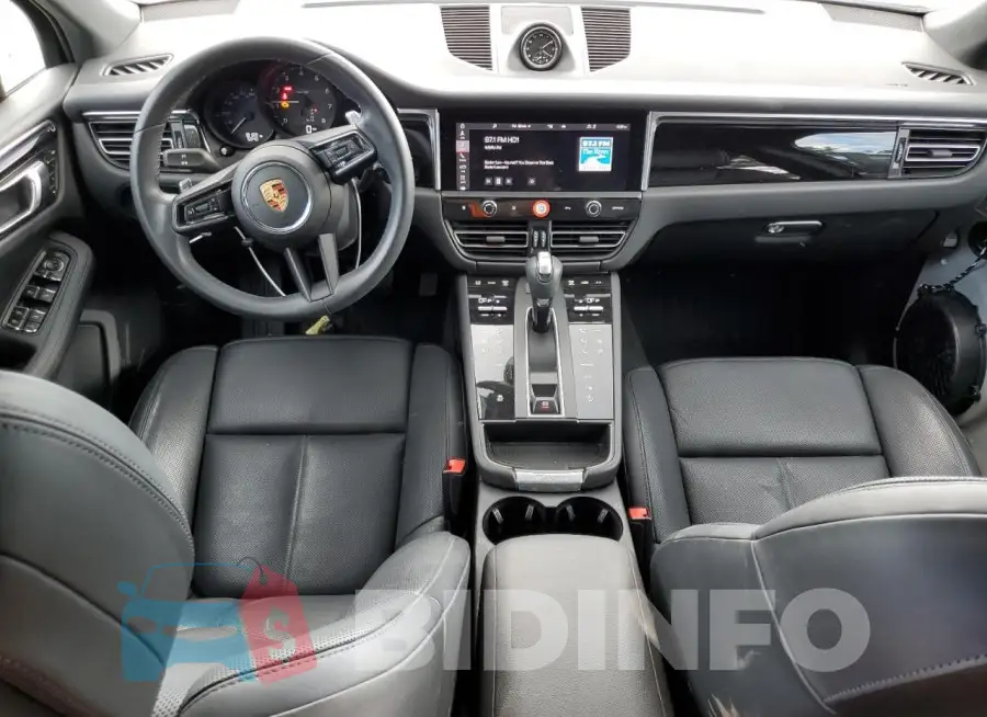 WP1AA2A57PLB10221 Photo# 8