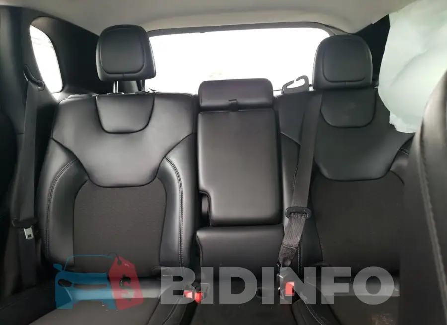 1C4PJLLB5MD150646 Photo# 10