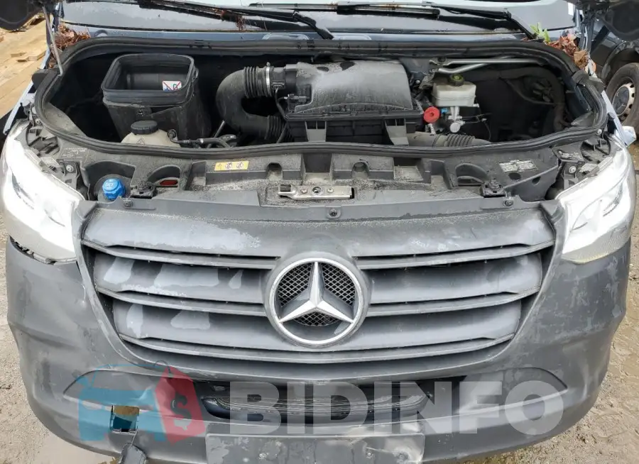 WD4PF1CD7KP140015 Photo# 12