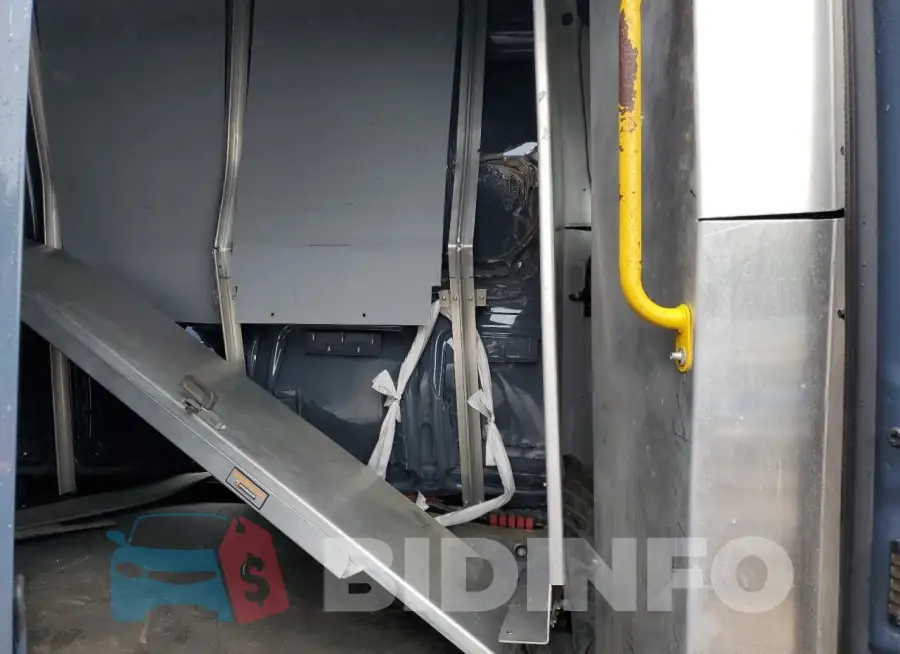 WD4PF1CD7KP140015 Photo# 11
